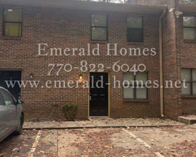 2 Bedroom 1.5BA 1050 ft Apartment For Rent in Buford, GA