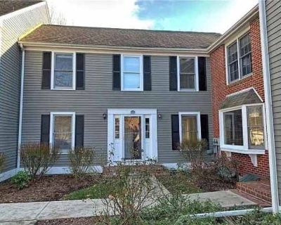 2 Bedroom 2.5BA 1560 ft Apartment For Rent in Hartford County, CT