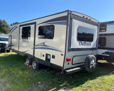 2017 Keystone OUTBACK ULTRA LITE 250URS