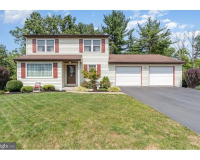 3 Bedroom 2BA 2008 ft² Residential For Sale in HARRISBURG, PA