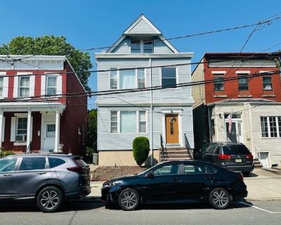 2 Bedroom 1BA Office Space For Rent in Bayonne, NJ