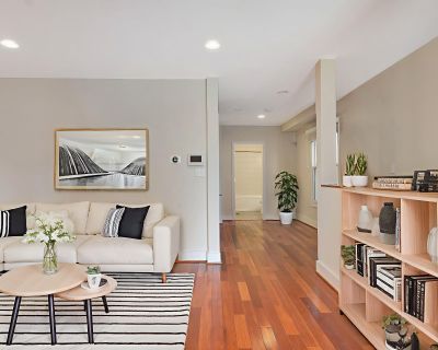3 Bedroom 2BA 1242 ft Pet-Friendly Single-family home For Rent in Washington, DC