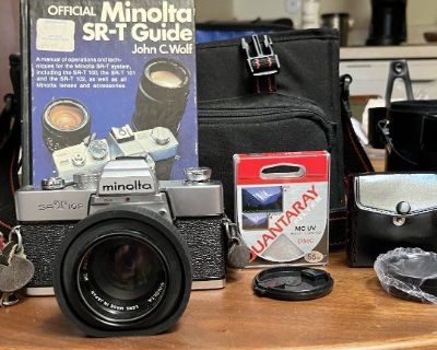 Minolta SRT-102 Camera and equipment