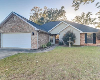 3 Bedroom 2BA 1752 ft Single Family House For Sale in Gulfport, MS