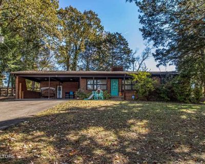 2 Bedroom 1BA 1356 ft Single Family Home For Sale in CLINTON, TN