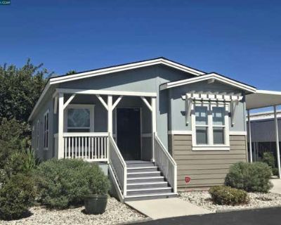 3 Bedroom 2BA 1260 ft Mobile Home For Sale in PITTSBURG, CA