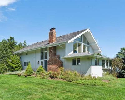 4 Bedroom 4BA 3079 ft Apartment For Rent in Quogue, NY