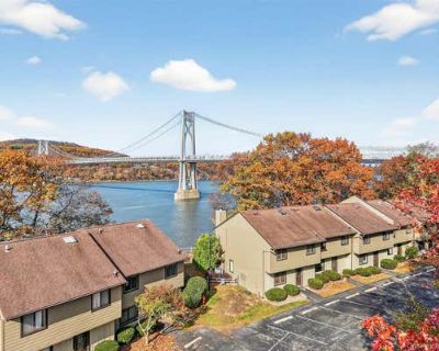3 Bedroom 2BA 1200 ft Condominium For Sale in POUGHKEEPSIE, NY