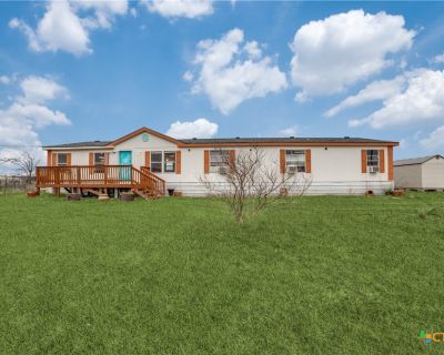 5 Bedroom 2BA 1960 ft Single Family House For Rent in Bertram, TX