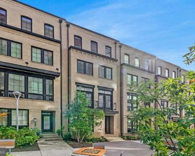 1884 EASTERLY Road. image_url. On-site laundry Patio / balcony Dishwasher Garage Recently renovated Stainless steel Unit Amenities dishwasher garbage disposal microwave oven patio / balcony range refrigerator walk in closets recently renovated stainless steel Property Amenities on-site laundry parking garage. 5 Bedroom. 5 Bathroom. 3128 ft