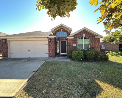 19309 Wt Gallaway St. 1 Month Free! On a 13 month lease! Spacious 3-Bedroom Home in Presidential Glen - Pet Friendly! Move-in special - GET 1 MONTH FREE ON A 13 MONTH LEASE - Must move in within 2 weeks of application approval. Offered for a limited time. Welcome to this charming 3-bedroom, 2-bathroom home located in the desirable Presidential Glen Subdivision in Manor, TX. This home boasts a s...