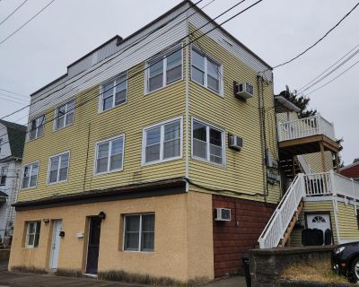 21 E Spring Street. Property for Rent in Nanticoke, PA for $1,000 with 2 bedrooms and 1 full bath. This property is 800 square feet.. Third floor updated apartment with a great view and heat and water included!! Large, spacious living room with lots of natural light, ready to rent today! No smoking, pets considered, 1 year lease. Rental criteria: Application, Background Check, Credit Check, Ver...