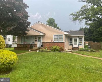 3 Bedroom 1BA 1280 ft Single Family Home For Sale in BURLINGTON, NJ