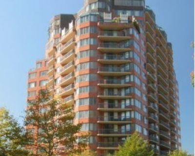 1 Bedroom 1BA 720 ft Pet-Friendly Condo For Sale in Stamford, CT