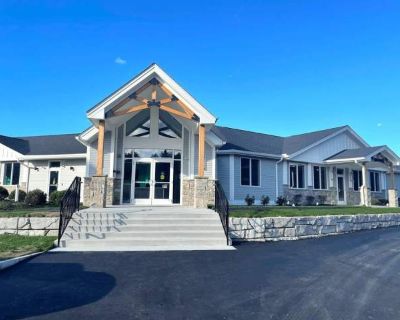 1 Bedroom 1BA 653 ft Apartment For Rent in Dover, NH