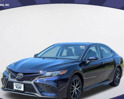 Used 2022 Toyota Camry SE