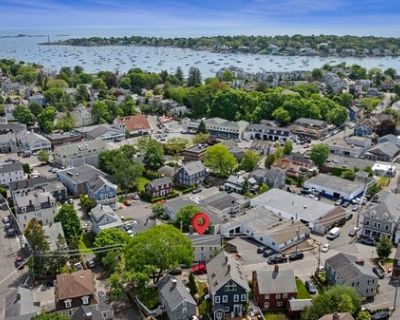2 Bedroom 1BA 1055 ft Condominium For Sale in MARBLEHEAD, MA