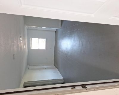Unfurnished Room for Rent - Nice Studio