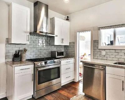 2 Bedroom 1BA 1000 ft Furnished Apartment For Rent in Park City, UT