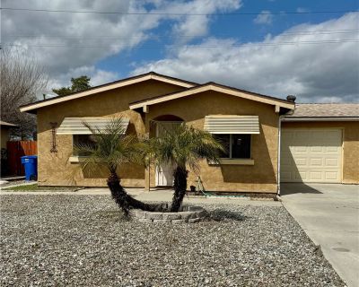 2 Bedroom 1BA 827 ft Apartment For Rent in Hemet, CA