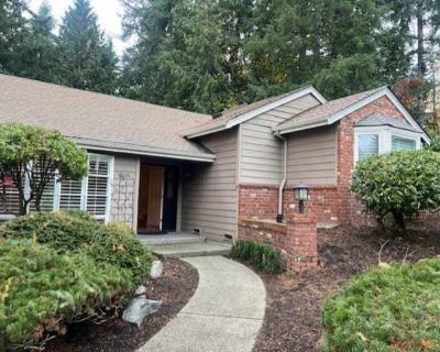 3 Bedroom 2BA 1970 ft Pet-Friendly Apartment For Rent in Sammamish, WA