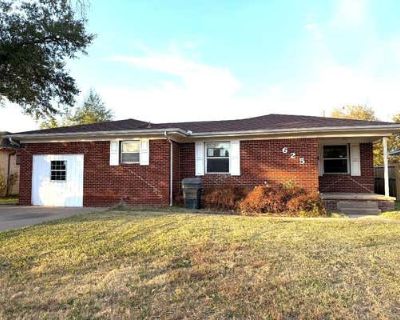 3 Bedroom 1BA 1239 ft Single Family Home For Sale in ARDMORE, OK
