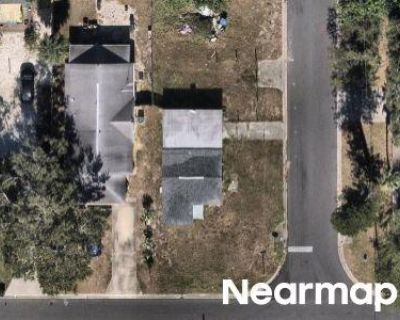 Foreclosure Property in Saint Petersburg, FL 33711 - 17th Ave S
