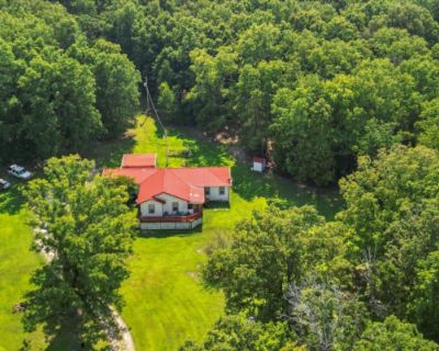 4 Bedroom 2BA 1896 ft Single Family Home For Sale in CABOOL, MO