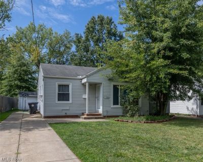 3 Bedroom 1BA 977 ft Single Family House For Sale in Cleveland, OH