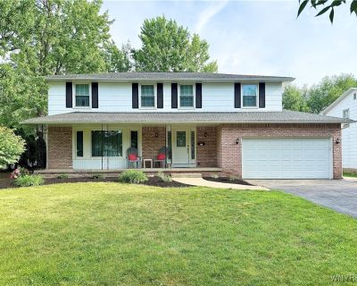 5 Bedroom 2BA 2416 ft Single Family House For Sale in Amherst, NY