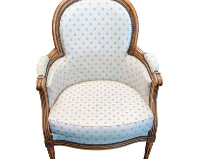 Antique Beautiful Bergere Gondola Louis xv from France Carved walnut armchair tapestry Berg re is a chair designed in the Louis XV style, with an upholstered back and arms, and fitted with a loose tailored seat cushion. These antique French chairs typically featured wood frames that were either gilded or painted and were upholstered with fine fabrics soft, flowing curves. Chairs,often have sinu...