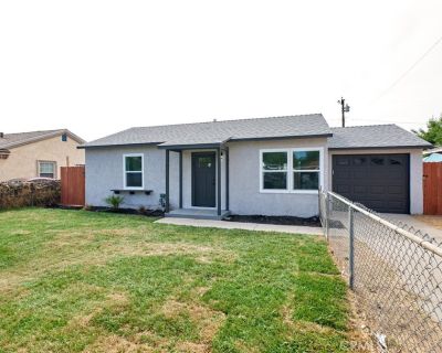 2 Bedroom 1BA 726 ft Single Family House For Sale in San Bernardino, CA