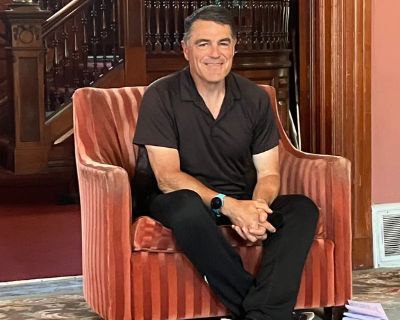 Coney - Needs an Apartment on iROOMit or a Room