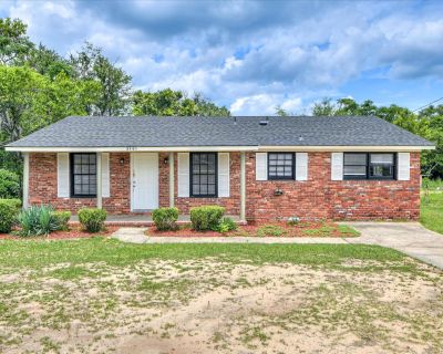 3 Bedroom 1BA 1288 ft Apartment For Rent in Augusta, GA