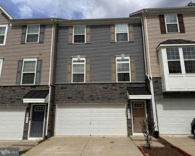 3 Bedroom 3BA 2416 ft Townhouse For Sale in FREDERICKSBURG, VA