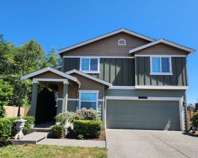 4 Bedroom 2.5BA 1863 ft House For Rent in Lake Stevens, WA