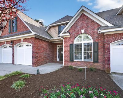 3 Bedroom 2BA 2541 ft Townhouse For Sale in Aiken, SC