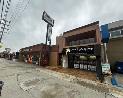 8037 ft Commercial Property For Sale in Woodland Hills, CA