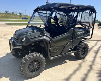 2024 Honda Pioneer 1000-5 Deluxe