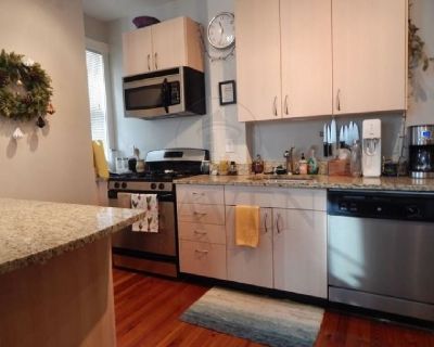 1 bedroom Apartment Available By sep7!!