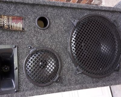 Odonis 3312 250 watt Stereo Monitors
