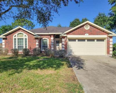 3 Bedroom 2BA 1513 ft Single Family Home For Sale in EAGLE LAKE, TX