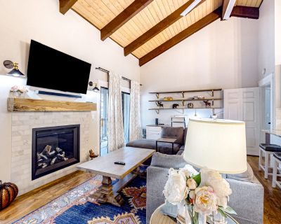 3 Bedroom 2 baths Dog-friendly 4.75 8 reviews What our guests are saying... AI-generated...