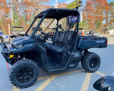 2025 Can-Am Defender XT HD9 Utility SxS Tyngsboro, MA