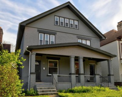 5 Bedroom 2BA 1746 ft Apartment For Rent in Columbus, OH