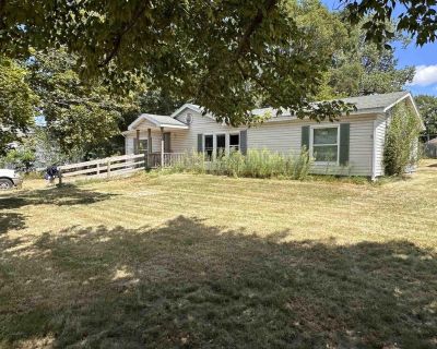 3 Bedroom 4BA 1404 ft Mobile Home For Sale in Goshen, IN