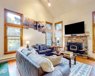 3 Bedroom 2.5BA House Vacation Rental in The Summit, Tannersville, PA