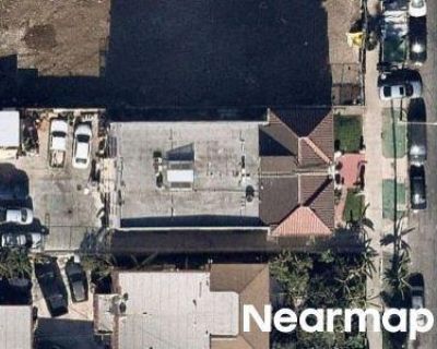 12 Bed 6 Bath Preforeclosure Property in Los Angeles, CA 90005 - S Mariposa Ave