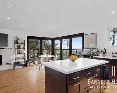 2 Bedroom 2BA 1068 ft Pet-Friendly Single-family home For Rent in Los Angeles, CA