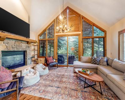 3 Bedroom 3.5BA House Vacation Rental in Edwards Elegance, Edwards, CO